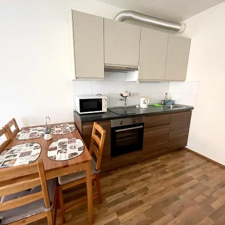 Appartement The Riverside Apartment With Balcony *