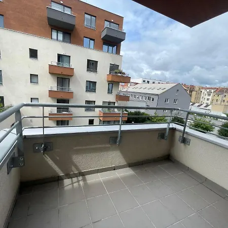 Apartman The Riverside Apartment With Balcony *